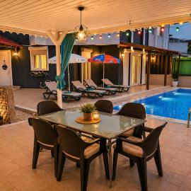 Luxury Private Pool Villa-5 min to Land Of Legends, hotel a Belek
