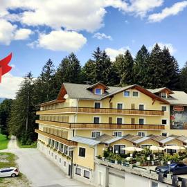 LiebesNesterl Bergwirt - Boutique Hotel、ケーフラッハのホテル