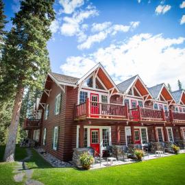 Paradise Lodge and Bungalows, hotel Lake Louise-ban