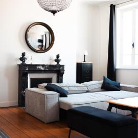 Maison Belle Époque - Immeuble haussmannien spacieux et élégant, hotell i Reims