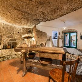 Sardinian Gallery Fonte