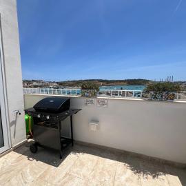 Seaview Marsaxlokk Apartment Eye of Osiris – hotel w mieście Marsaxlokk