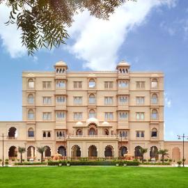 Viesnīca Laxminarayan Palace Hotel, Vadodara by Royal Orchid Hotels pilsētā Vadodara