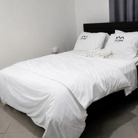 La casa Motel, hotel u gradu Kahama