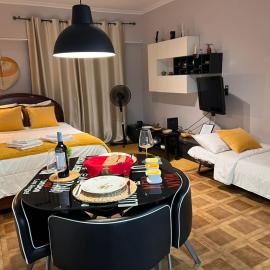 Amadora में, होटल Studio Central na Amadora, Vista da Cidade, Sossegado, a 15min de Lisboa