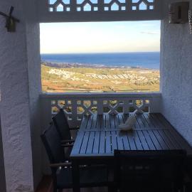 House with an ocean view, hotel u gradu Pineda de Mar