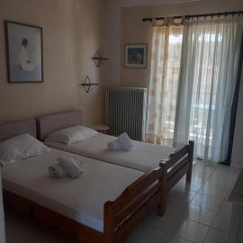 Alexandros Apartments, hotel in Siviri