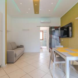 GuestHost - Cozy Terrace Apartment Campalto X4
