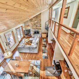 Mountain house w/ stunning views & gourmet kitchen, Hotel in Maplecrest