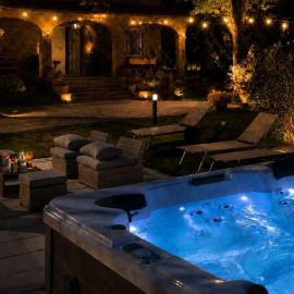Casa di Giano villa with outdoor Jacuzzi