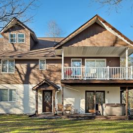 Mountain Villa- game room - hot-tub - firepit - swimming pool، فندق في هونتر