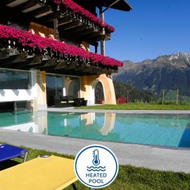 Sporthotel Kalcherhof, hotel en Racines