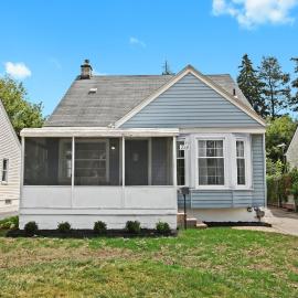 Stylish 3 Bedroom Metro Detroit Gem, Renovated with Game Room, hotel u gradu Rojal Ouk