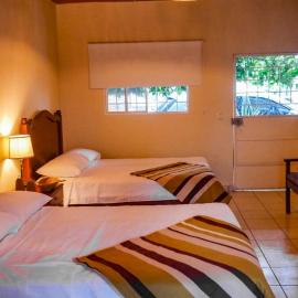 Cien Fuegos Hostel, hotel a Salcoatitán