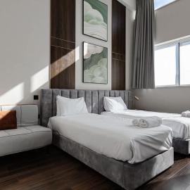 Modern Twin Studio in Central Hastings Near Beach, hotel in Hastings