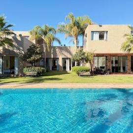 Villa Serenity MARRAKECH, hotel di Oulad Mazoug