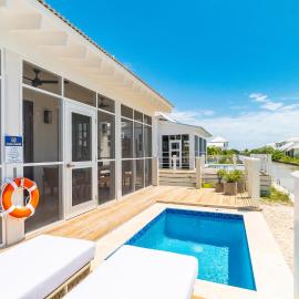 Abebi Oasis and Mistico Beach Club plus Boat Shuttle, hotel in San Pedro