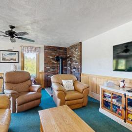 Christmas Mountain Retreat, hotel in Bartlett