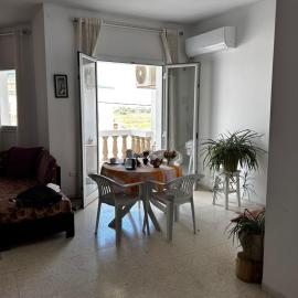 Appartement spacieux - Dar Chaabane plage, отель в городе Набуль