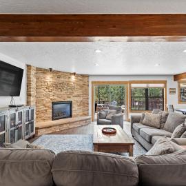 79 Hawn Drive : 2