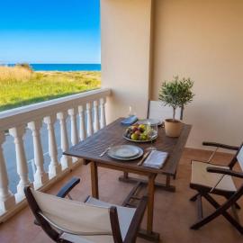 Adosado Primera línea de mar Playa de Puzol con Piscina y terrazas、Playa de Marのホテル