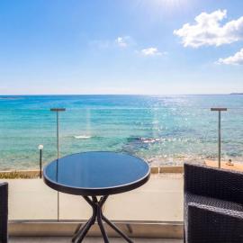 Julies Studios, hotel a Canea