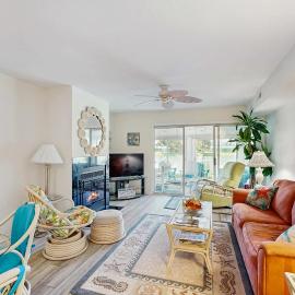 Mallard Lakes - 38082 Mockingbird Ln: Selbyville şehrinde bir otel