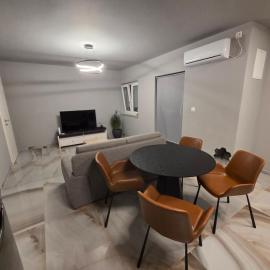 Apartment Luki, hotel en Povile