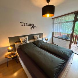 BlackForestbnb SeeNestchen - Modernes 3 Zimmer Appartement - Südbalkon - Schwimmbad - Sauna - Fitness
