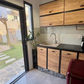 Salamina Urban Escape 2, hotel em Paloúkia