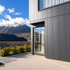 Sunny Hanleys Farm Retreat Full Kitchen, hotel in Queenstown Airport