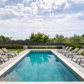 MY DALMATIA - Villa Campi Dalmatia with private heated pool, sauna and sports court