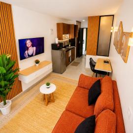 Ongata Rongai Pool Studio Near Nairobi National Park and giraffe center