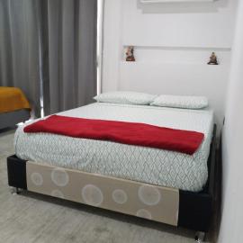 Apartamento Vacacional hasta 9 personas a 1 cuadra Paseo Colon, hotel in Puerto La Cruz