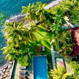 1000 Dream Bungalow, hotel em Lovina