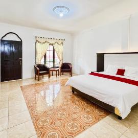 RedDoorz at Sibayak Multi National Berastagi, hotel di Berastagi