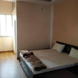 Adharshila hotel & Dormitory, hotell sihtkohas Shahdol