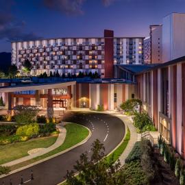 Harrah's Cherokee Valley River Hotel & Casino - A Caesars Rewards Destination, hotel din Murphy