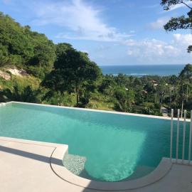 Luxury Villa Infinity Pool Panoramic Seaview Villa Ananda, hotel u gradu Ban Thung