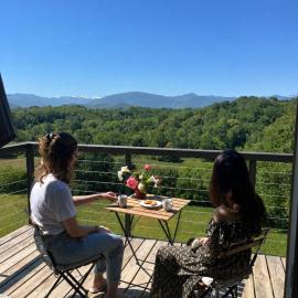 La cabane sous les chênes, hotel a Ponlat-Taillebourg