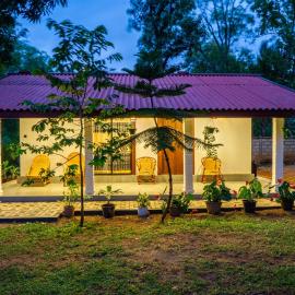 Nevil's Nature Cottage, hotel in Habarana