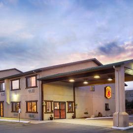 Super 8 by Wyndham Kremmling, hotell i Kremmling