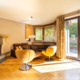 Family Home with a Beautiful Garden in Great Location by Noclegi Renters, hotel a Sopot