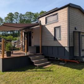 Tiny House WaldSEEle, hôtel à Stuer