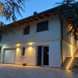 LaLo Holiday House