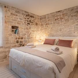 Casa Nel Vicolo - authentic Stone House in Rovinj, hotel a Rovinj
