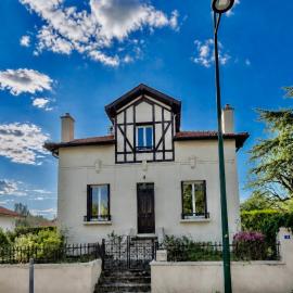 Maison CÔTE OUEST، فندق في لابينيه
