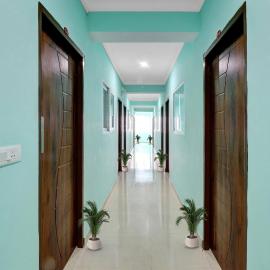 Super Collection O The Kailash Hotel