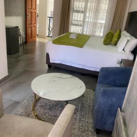 Hotel El Infinito, hotel v destinaci Kempton Park
