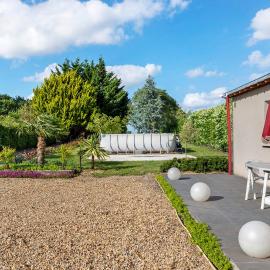 Gîte bord de loire piscine jacuzzi